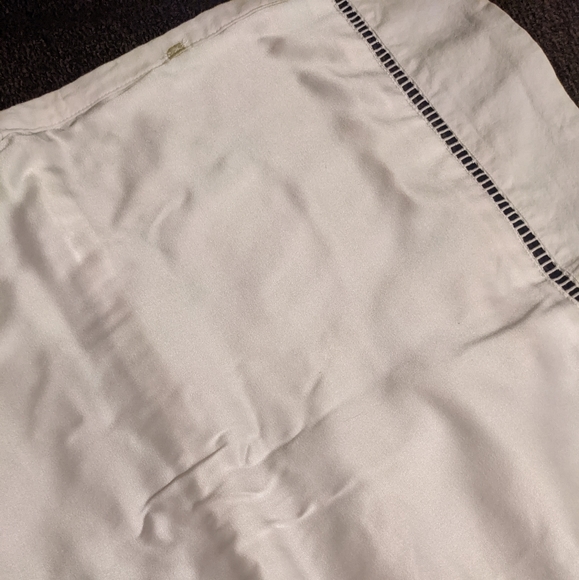 Susan Turner 'Cats and Carrots ' embroidered crib set - Picture 8 of 9